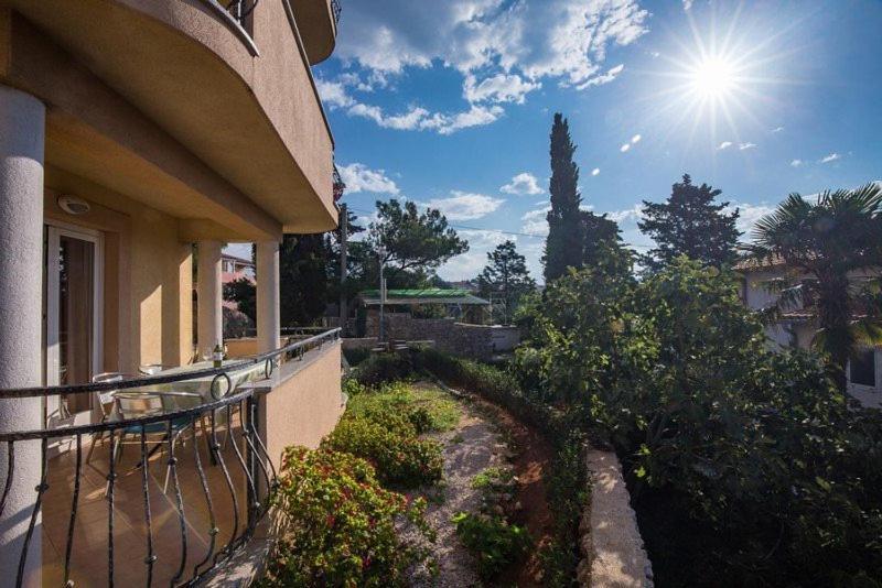 Marija F2 Apartment Krk Town Exterior foto